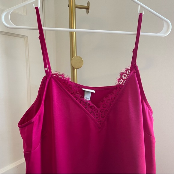AND NWT Magenta Cami Tank Lace Trim & Adjustable Spaghetti Straps - Picture 9 of 17